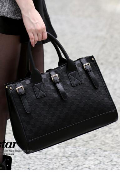 หมดค่ะ กระเป๋าAxixi แบรนด์ดัง รุ่น L044 สีดำ Jazz black เก๋มาก สวย เนี๊ยบมากๆ